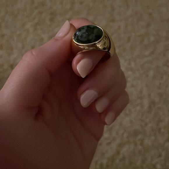 Ring - Picture 4 of 4